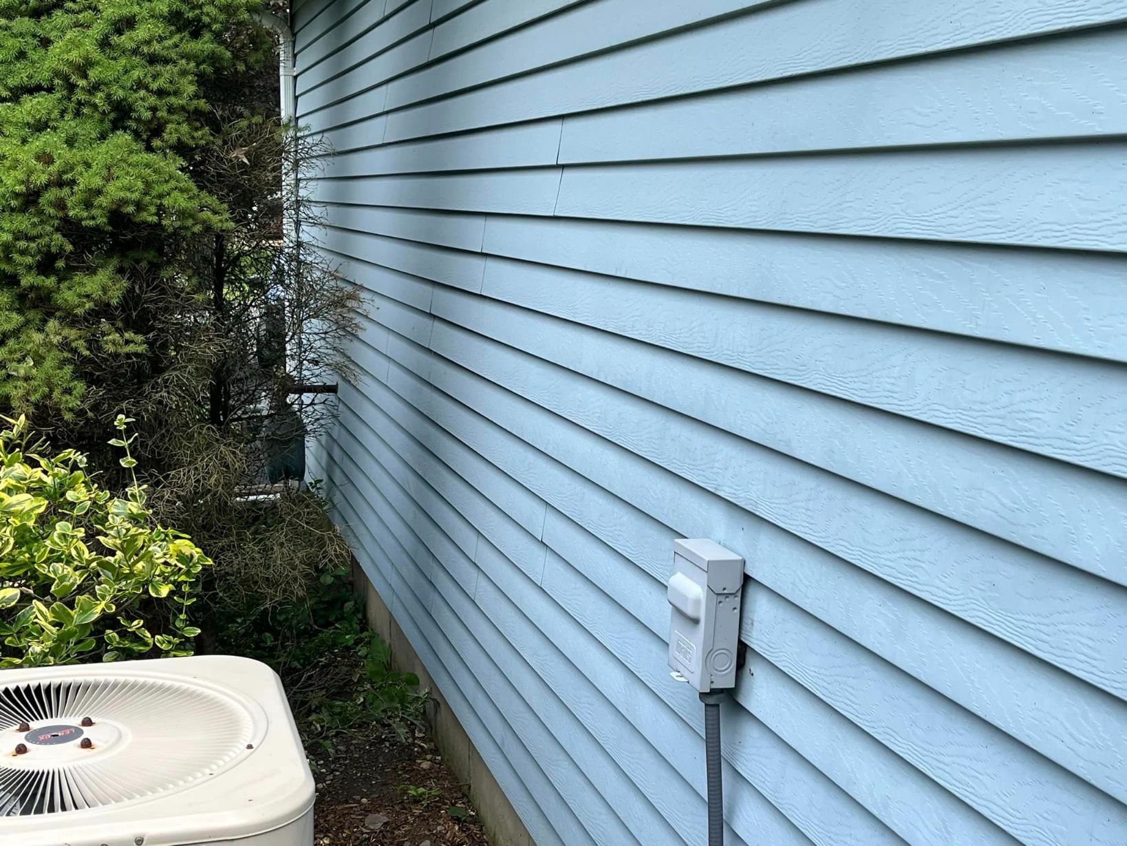 Gallery Image : JCH Softwash LLC