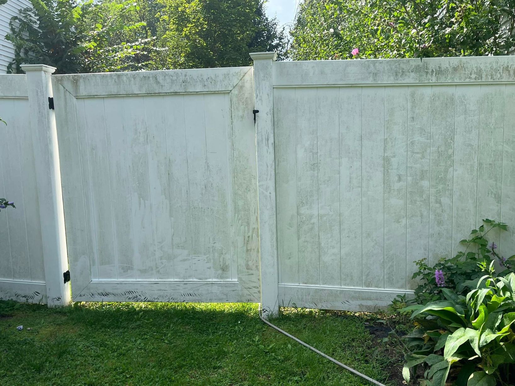 Gallery Image : JCH Softwash LLC